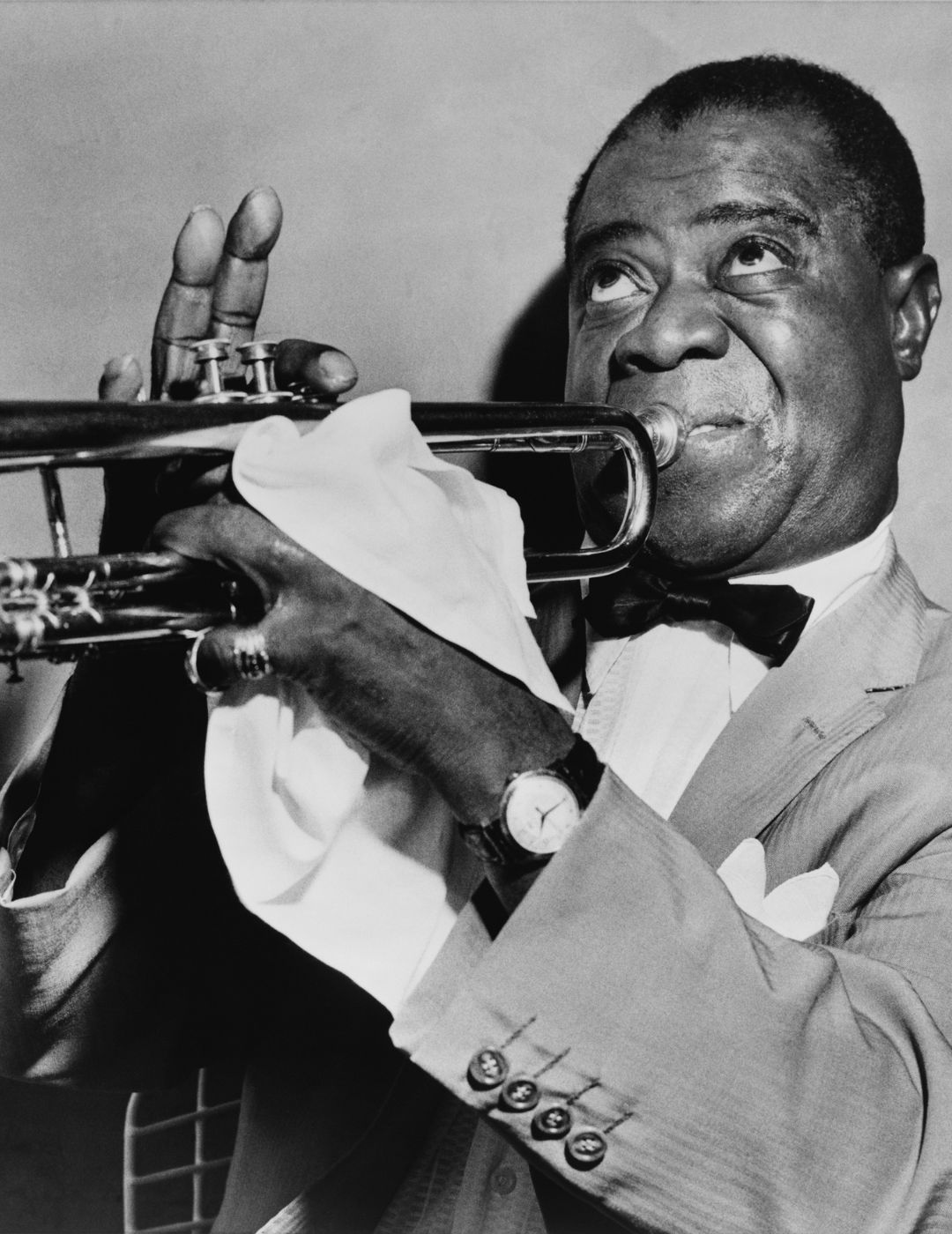 Louis Armstrong playing jazz